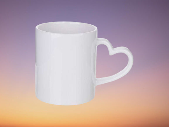 eine tasse voller liebe 🐾💕 süßes babykätzchen mit herz 🐱☕🌸
